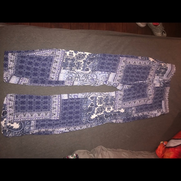 patterned flowy pants - Picture 1 of 1